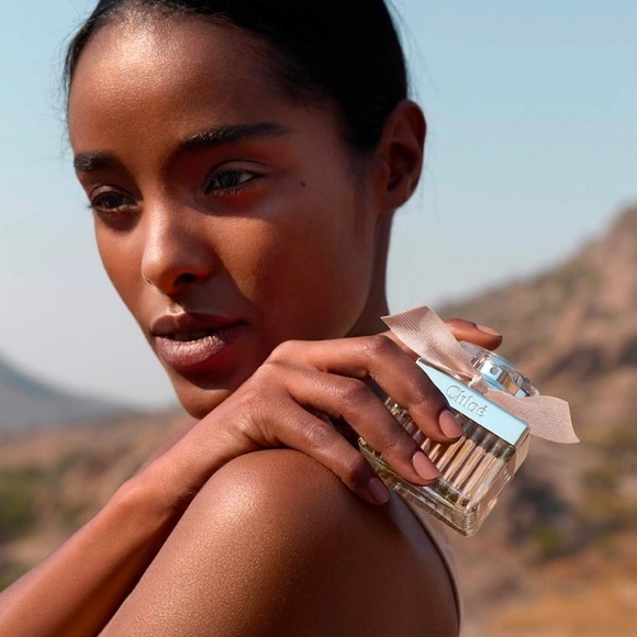 Chloe 2.5 oz bottle - Picture 5 of 16